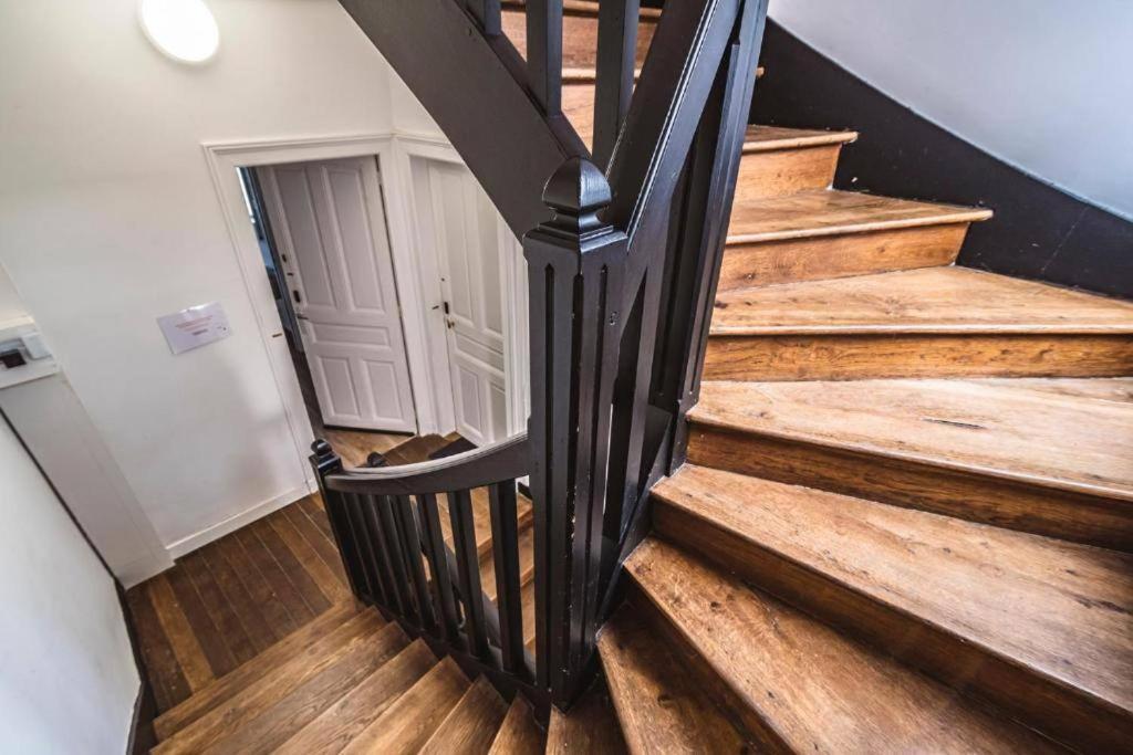 Appartement Steam, Baignoire Balneo Et Clim Reims